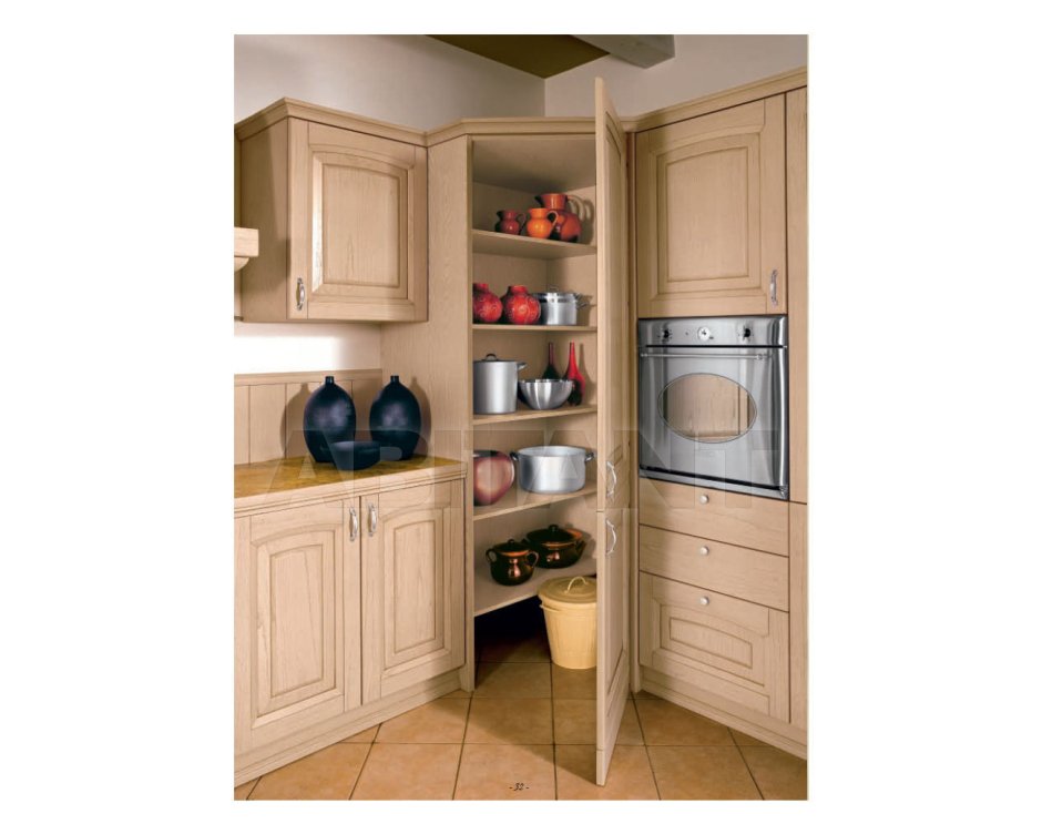 Угловой шкаф на кухню