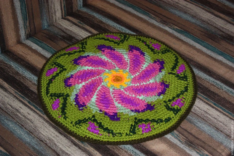 Круглый коврик крючком