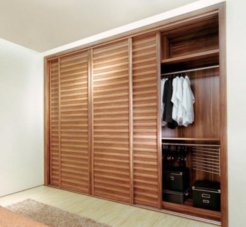 Жалюзийные двери купе для гардеробной