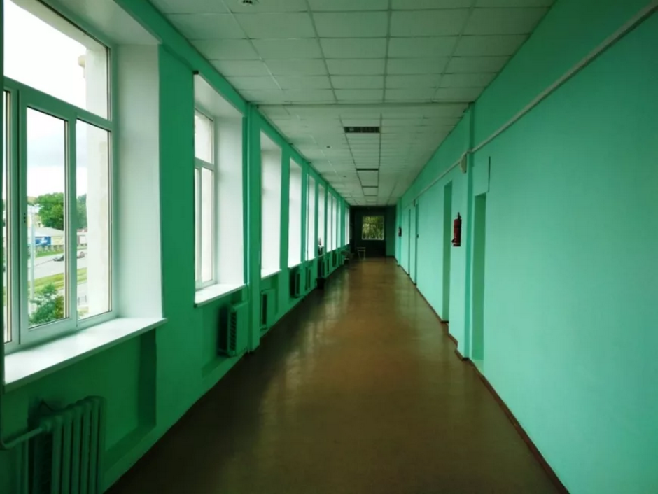 Школа внутри