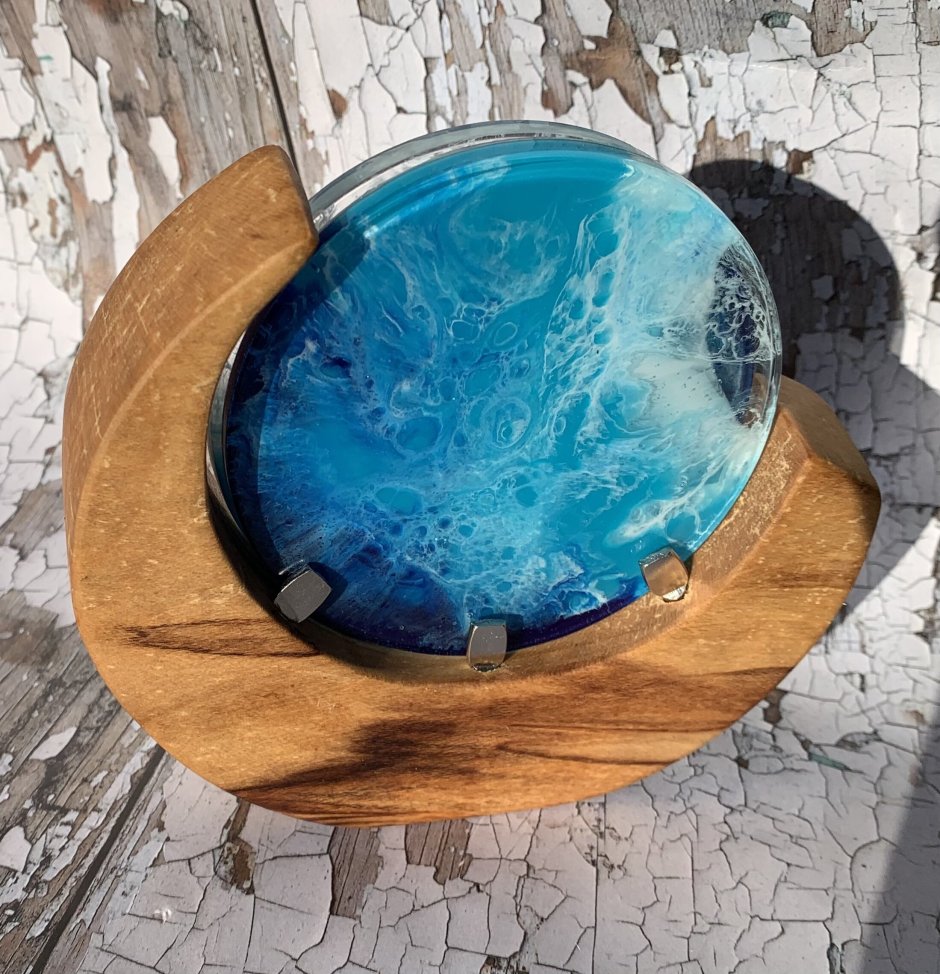 Столешница из эпоксидной смолы