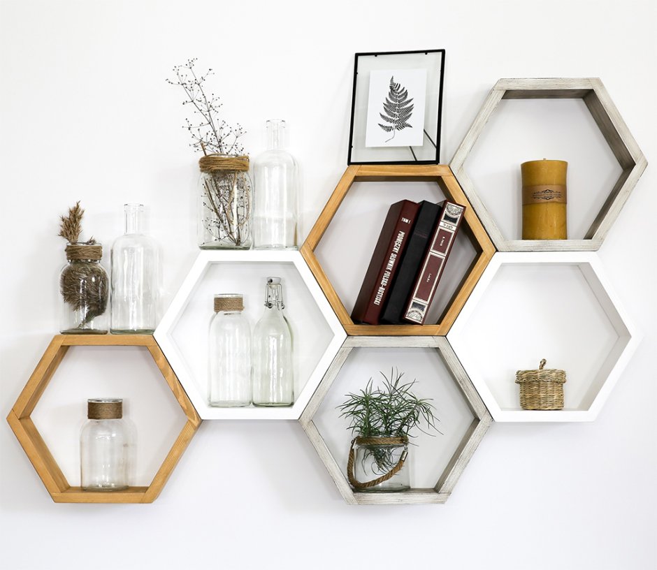 Полочки соты в интерьере