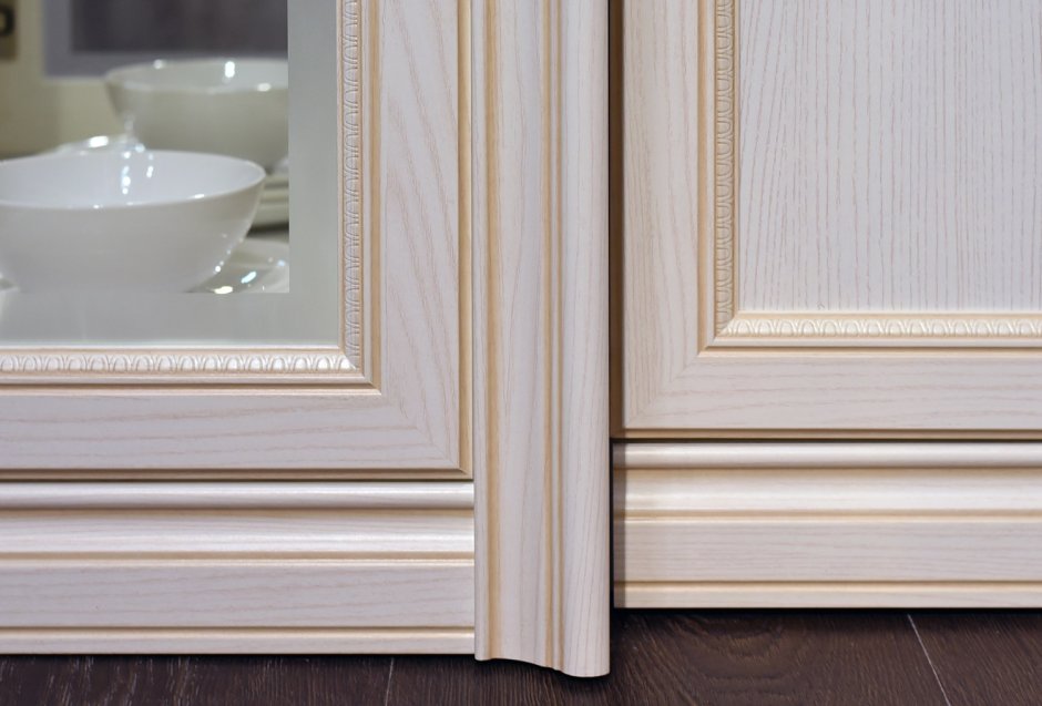 Гостиная Ровена светлая Шатура