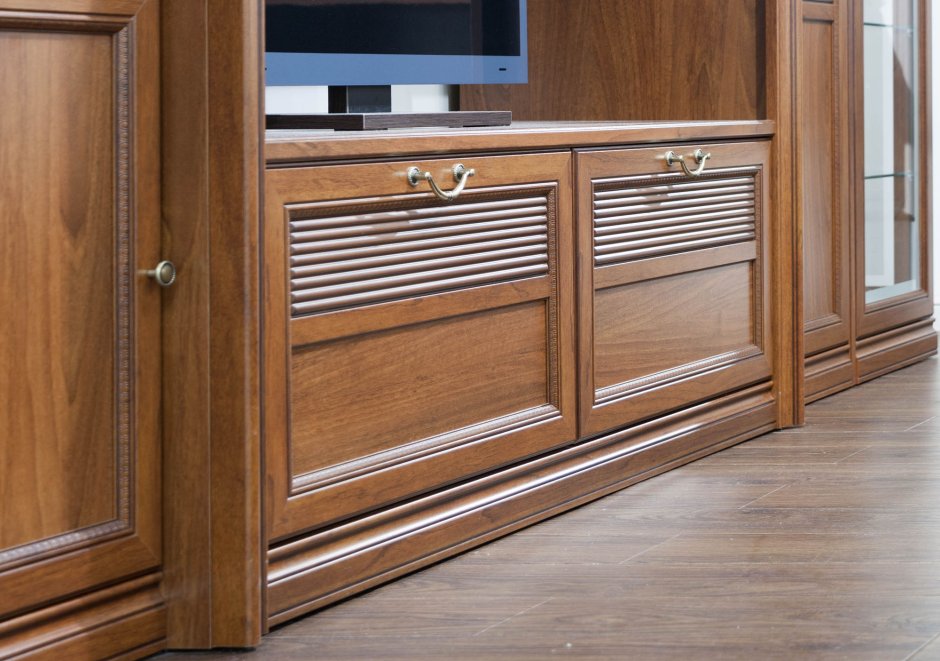 Стенка Ровена светлая Шатура