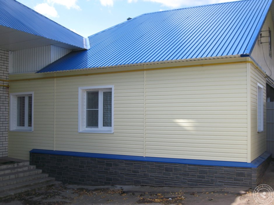 Обшивка домов профнастилом