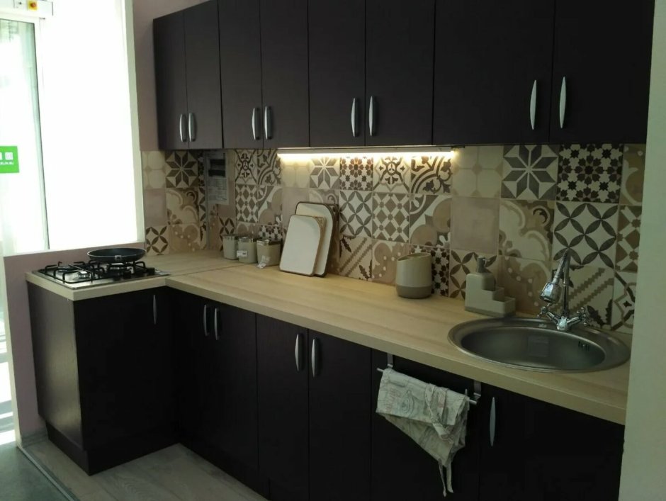 Кухня Петергоф Леруа