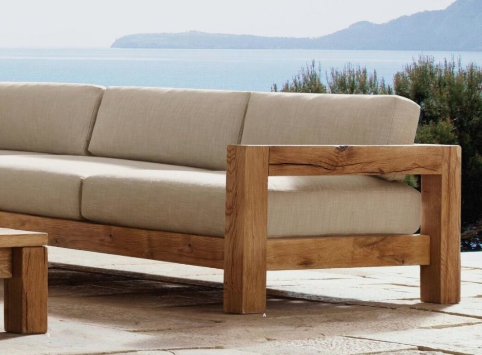 Диван из дерева