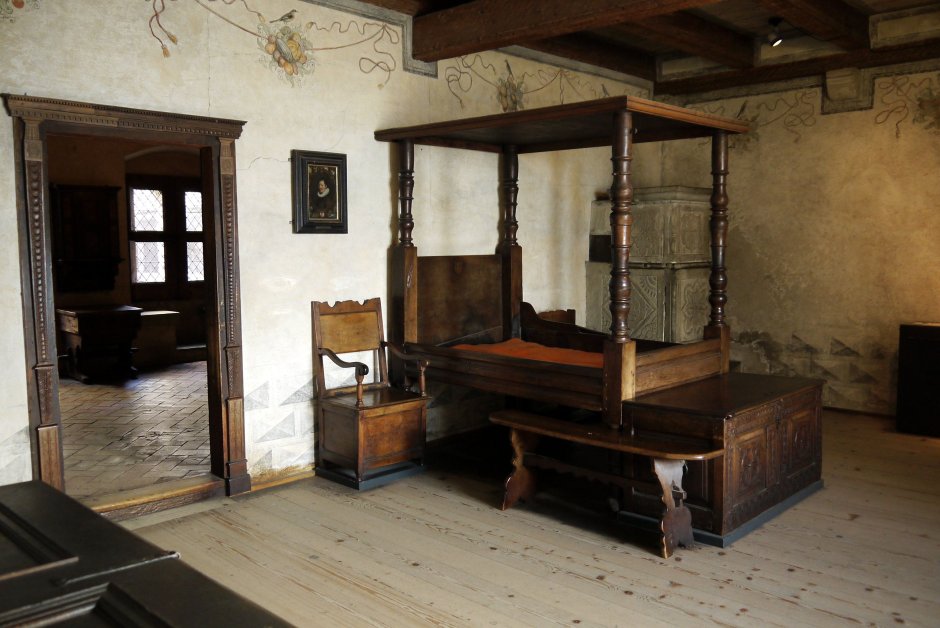 Альков средневековье