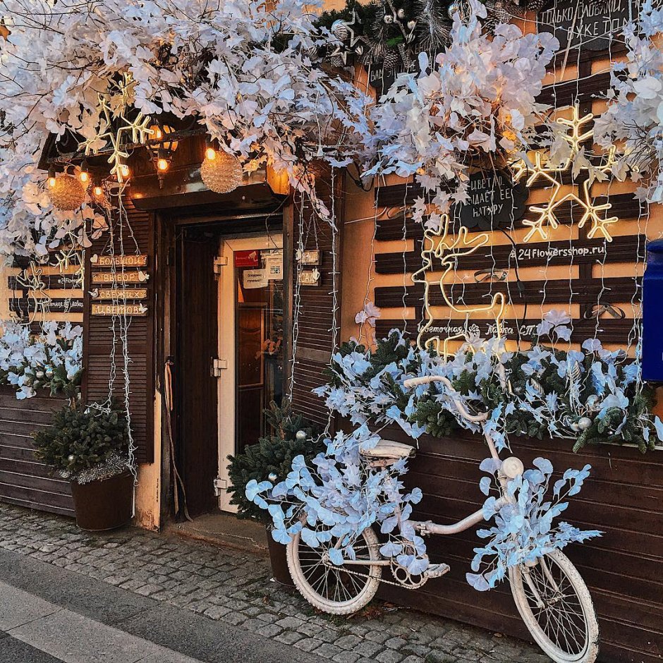 Уличный декор