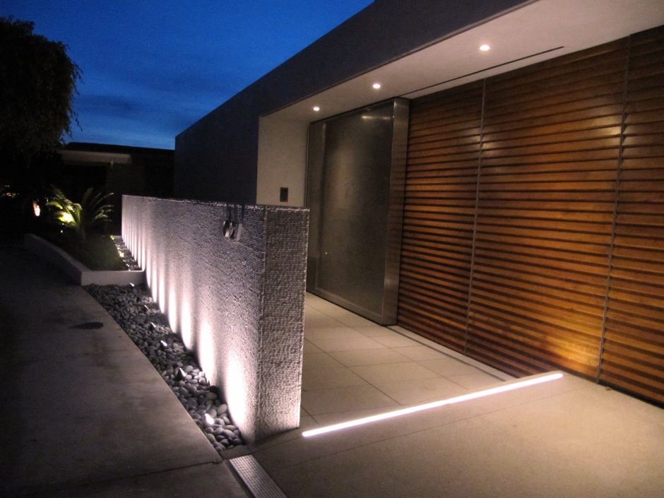 Подсветка экстерьера