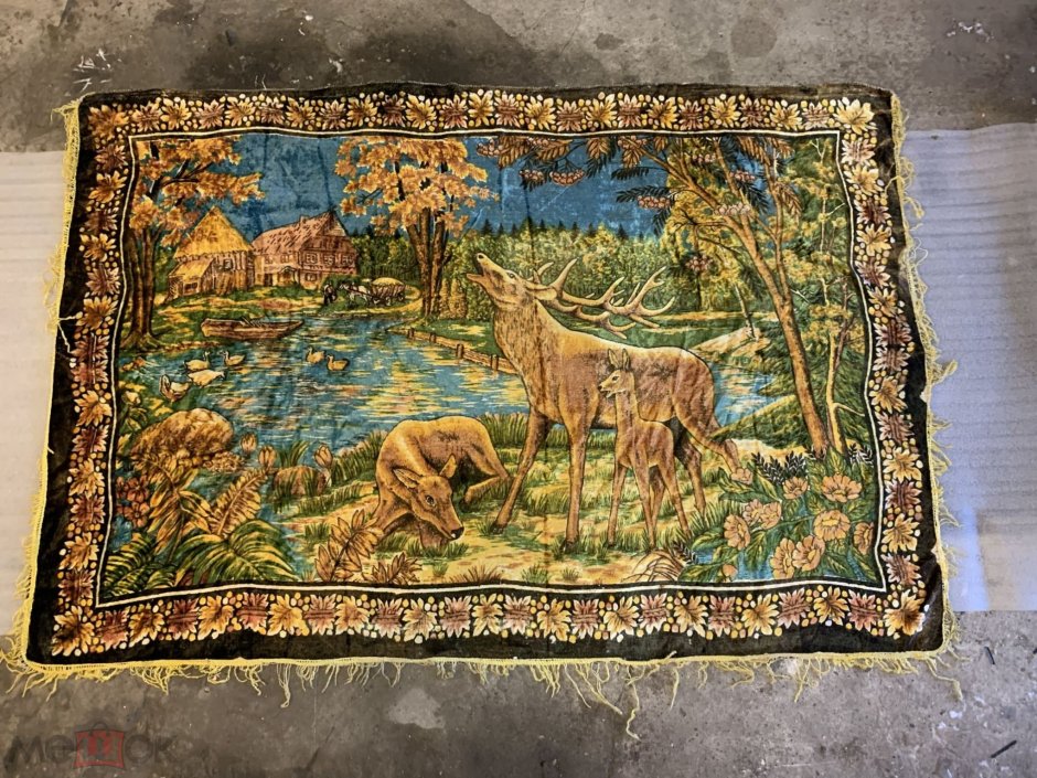 Ковер с оленями