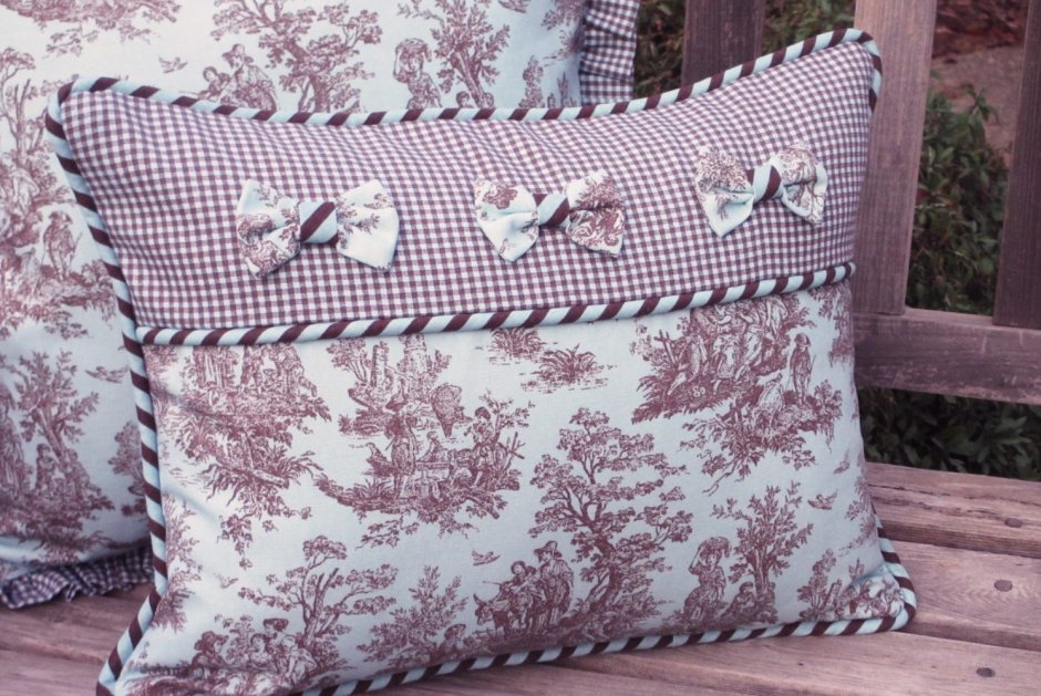 Подушки в стиле Прованс