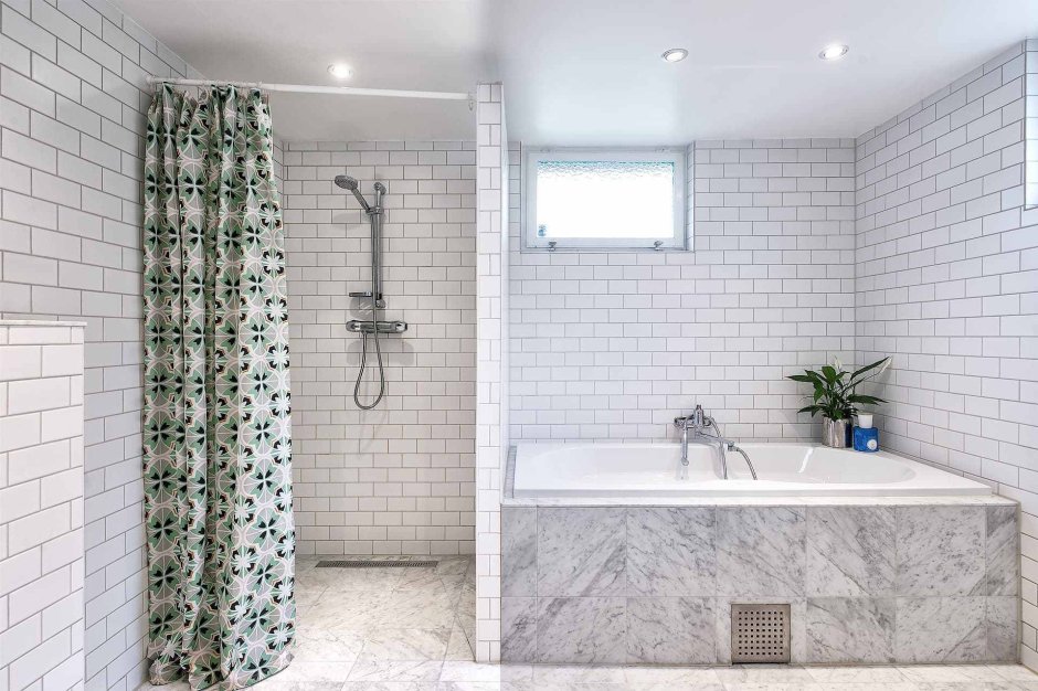 Ванные комнаты с душевой из плитки в хрущевке