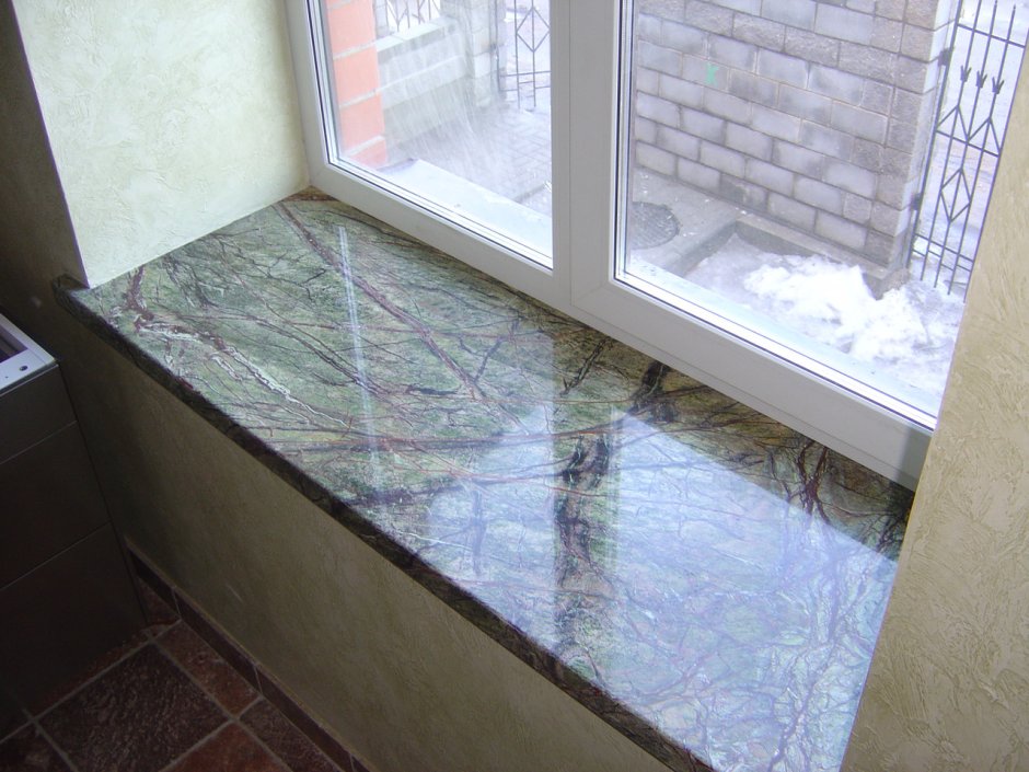 Подоконник из керамогранита