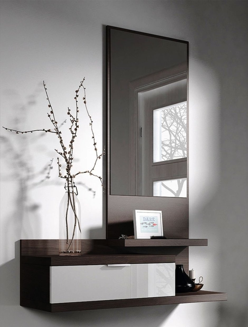 Навесной шкаф с зеркалом в прихожую