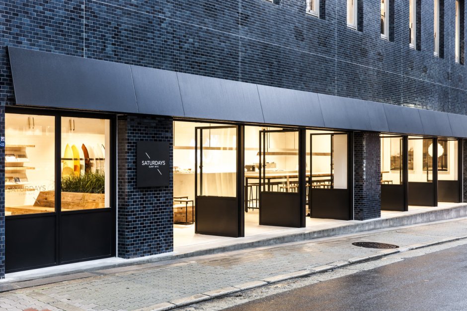 Стильный фасад магазина