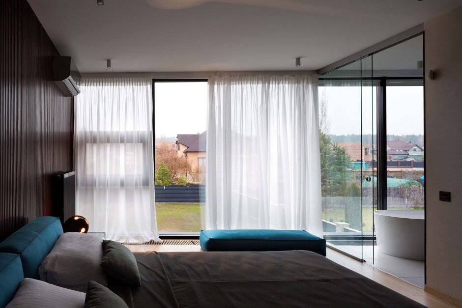 Угловое панорамное остекление