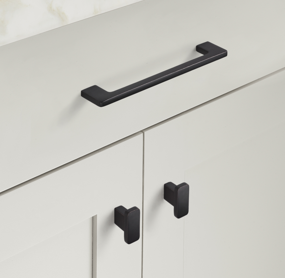 Торцевые ручки для шкафа