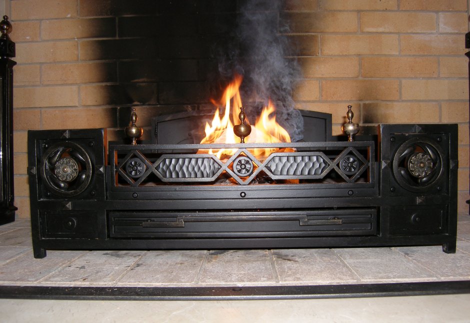 Кованый колосник для камина
