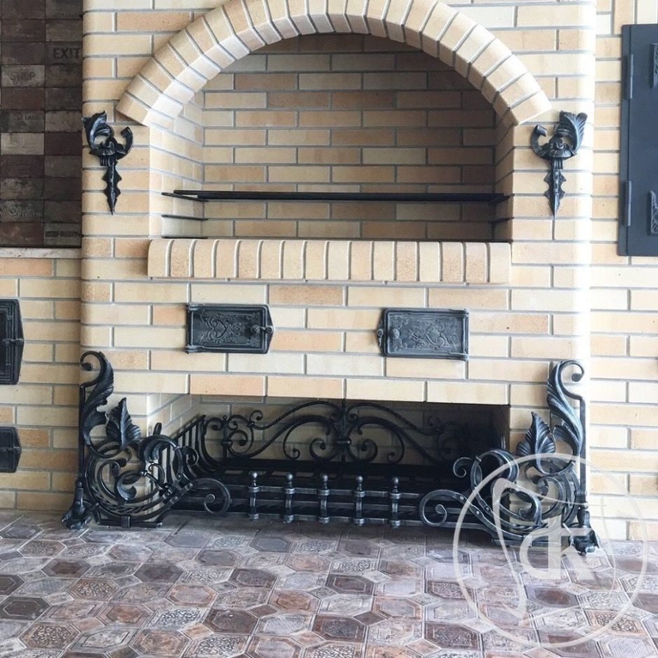 Элементы ковки на барбекю из кирпича