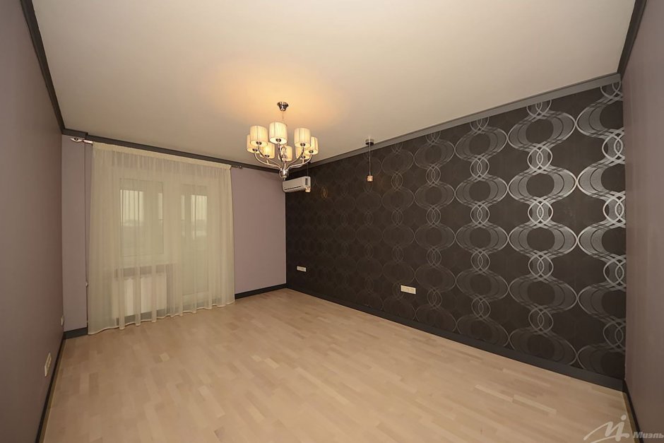 Серые стены белый плинтус