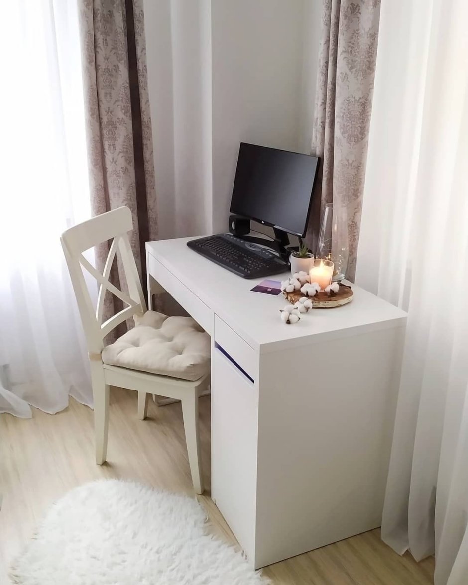 Столик для ноутбука икеа ВИТШЕ