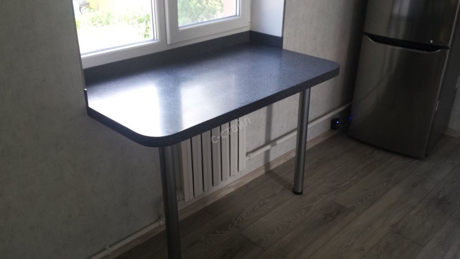 Стол от подоконника складной