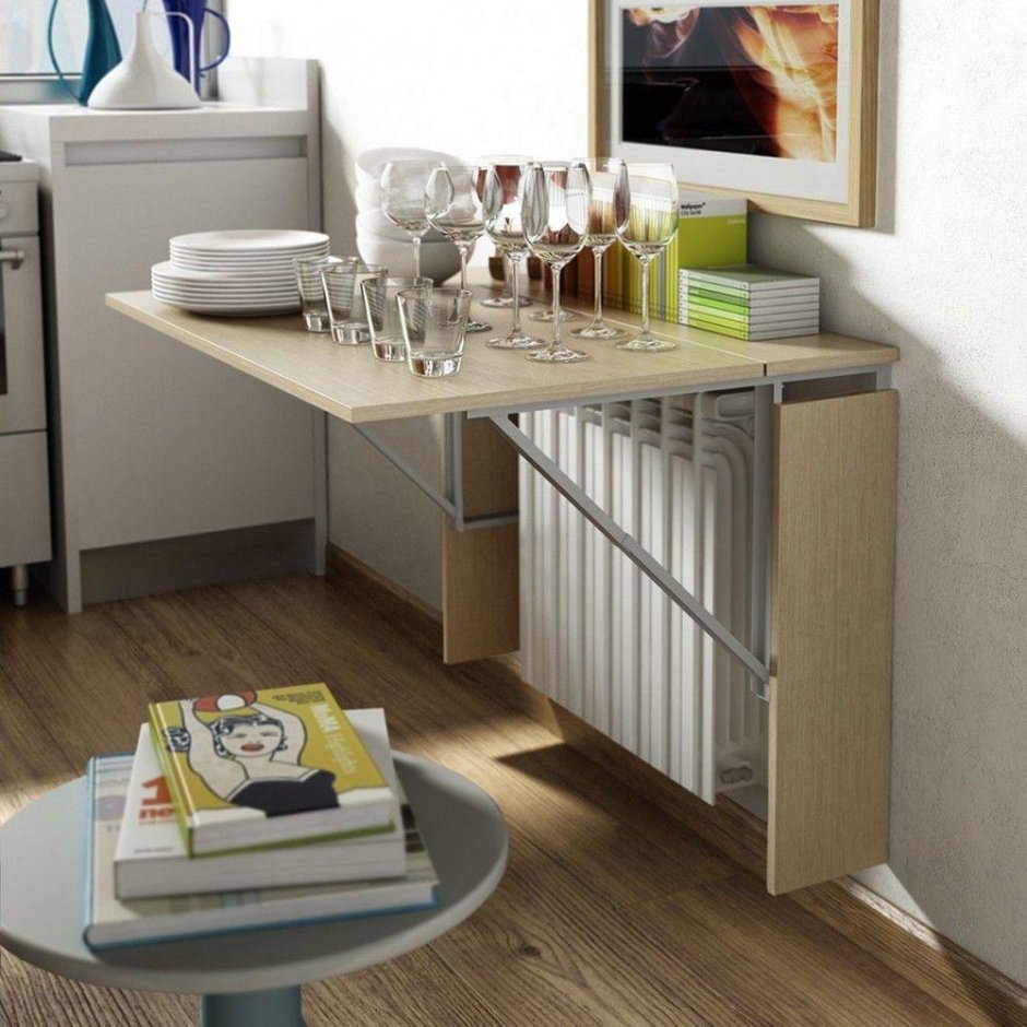 Складной стол над батареей