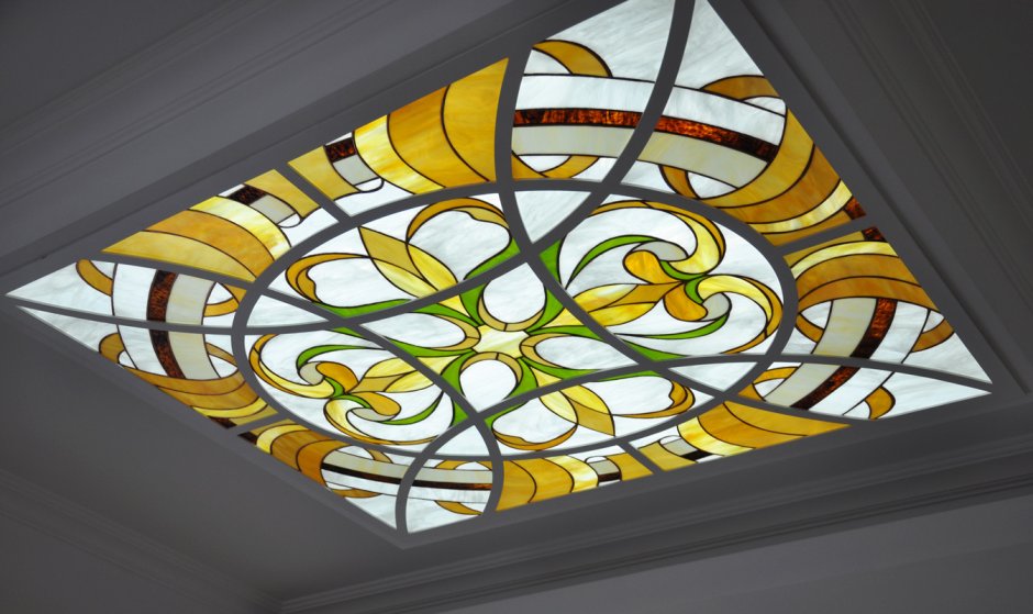 Натяжной потолок витраж