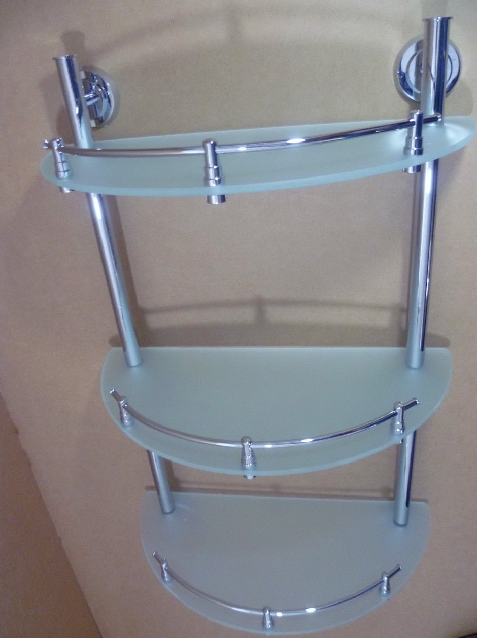 Стеклянные полочки в ванную