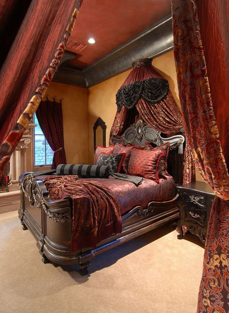 Кровать Gothic Style Bed