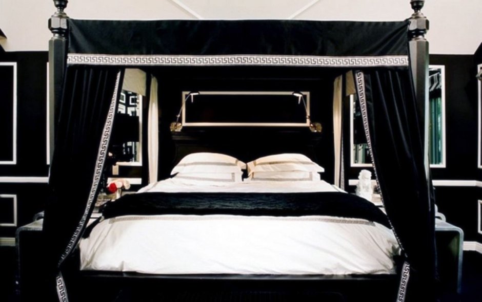 Вампирская кровать