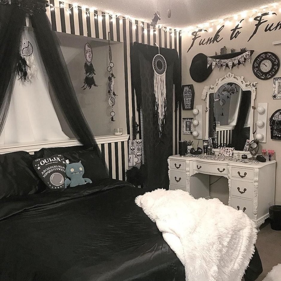 Комната в готическом стиле