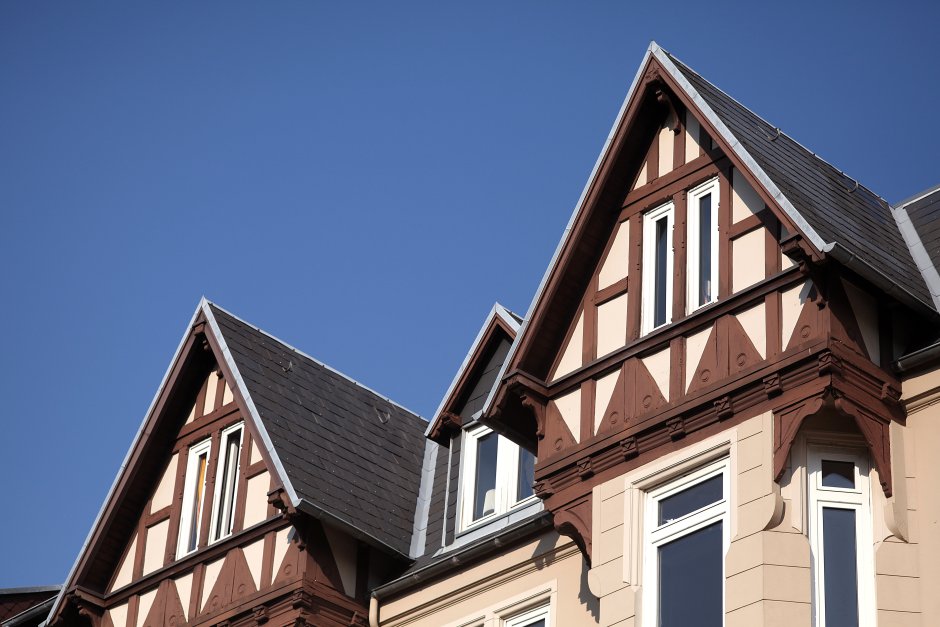 Фронтоны домов