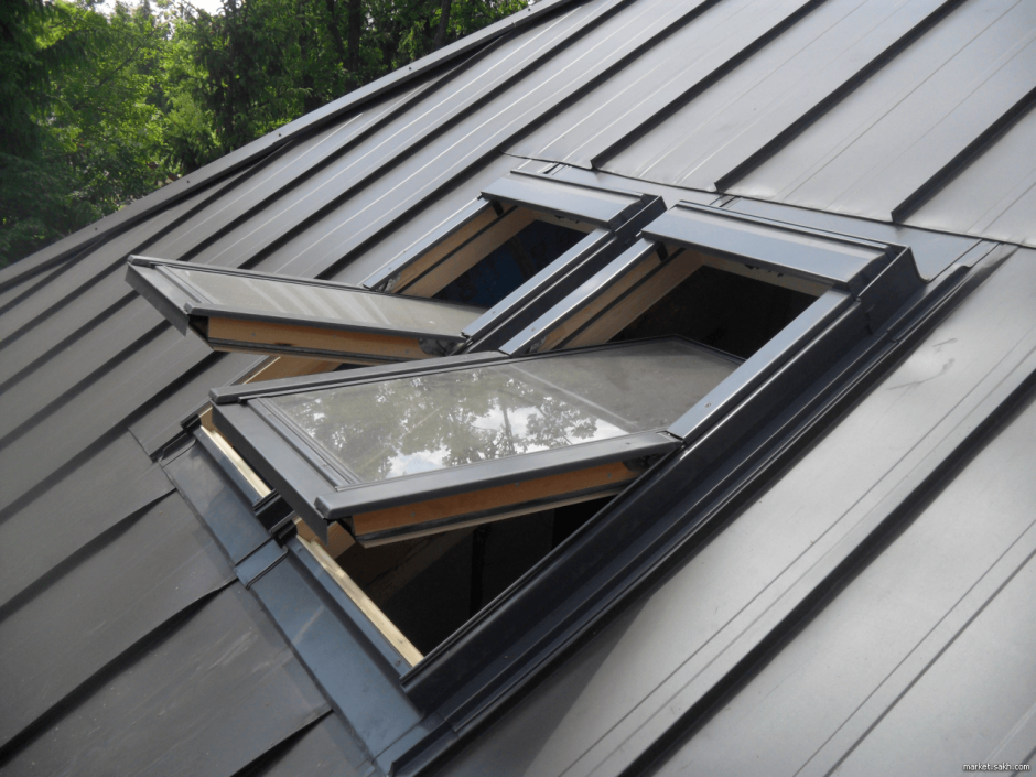 Монтаж мансардных окон Велюкс