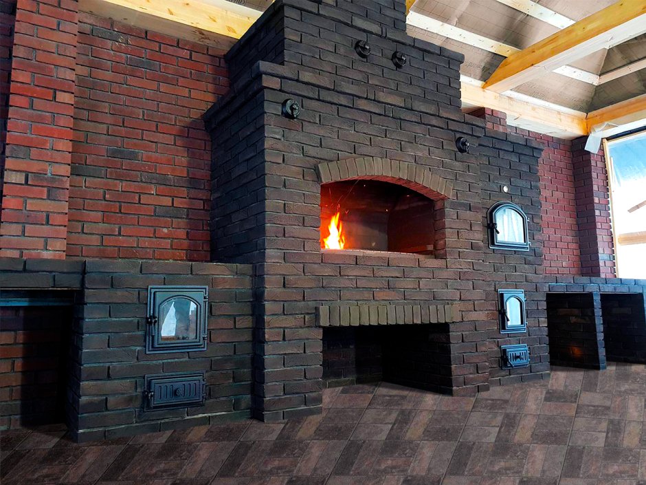 Камин из кирпича