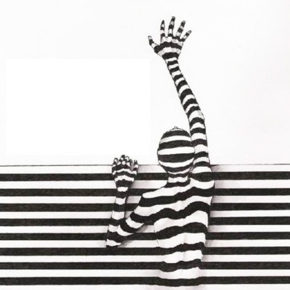 Интерьер белый с линиями черными