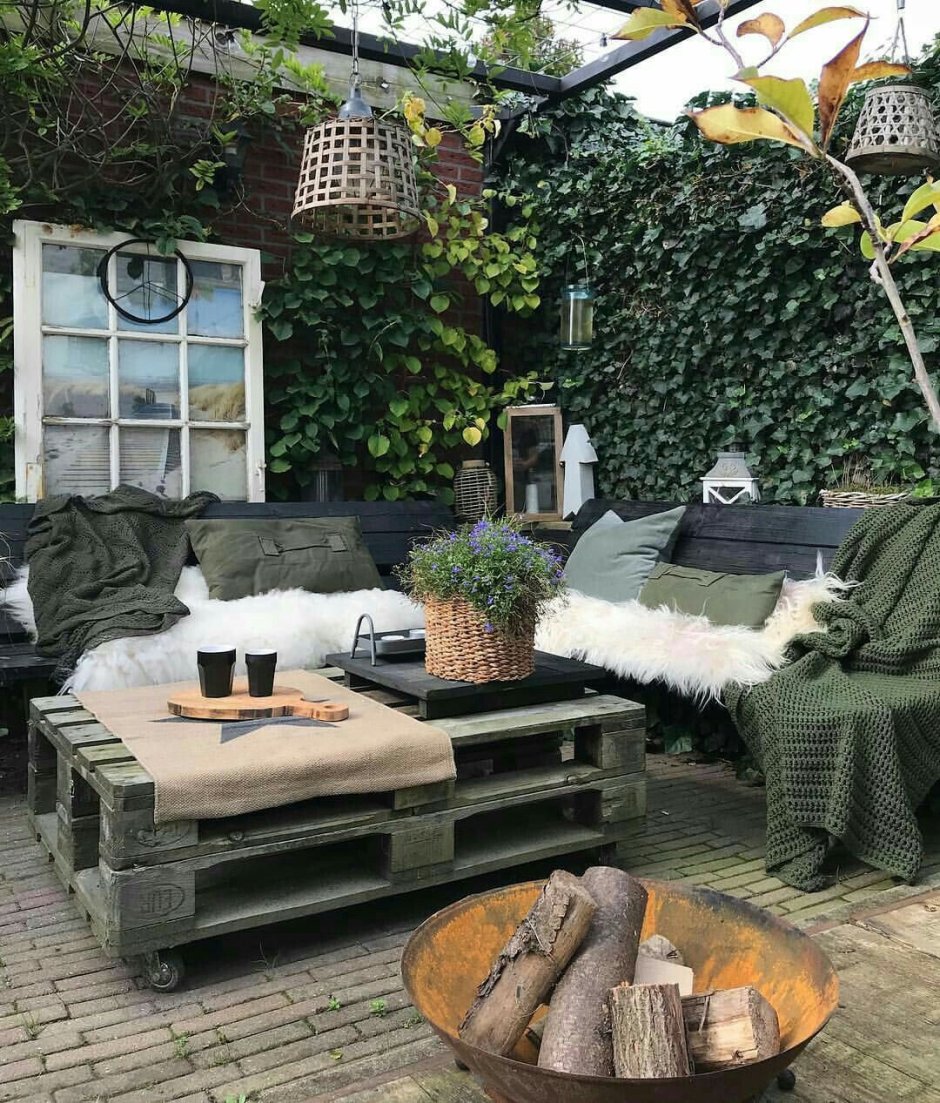 Патио внутренний дворик в Италии