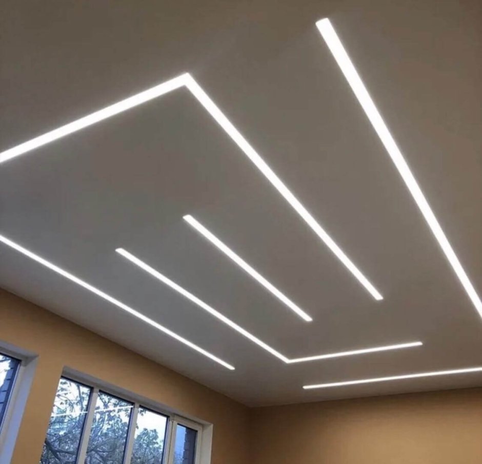 Световые линии на натяжном потолке