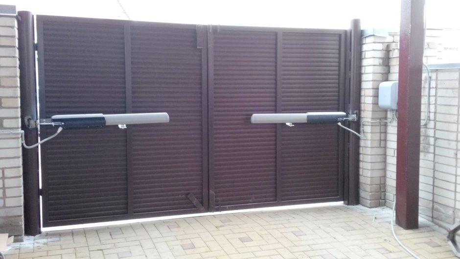 Привод для распашных ворот Дорхан