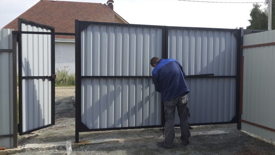 Вес откатных ворот 6 метров из профлиста