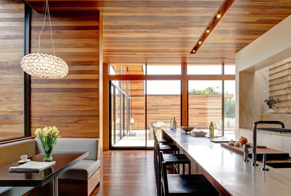 Сочетание дерева в интерьере квартиры