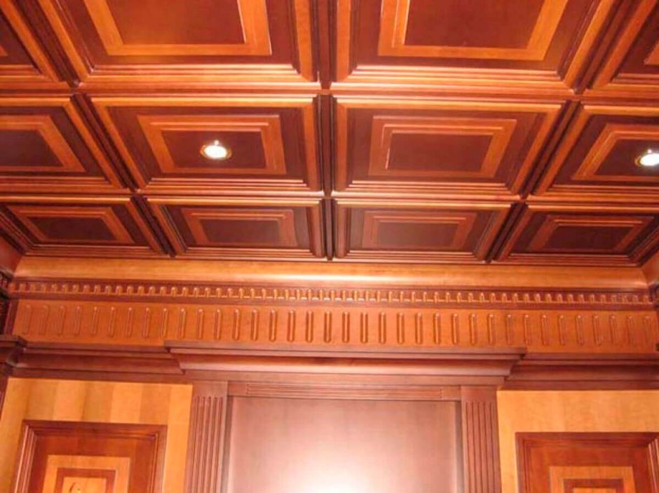 Деревянный кессонный потолок