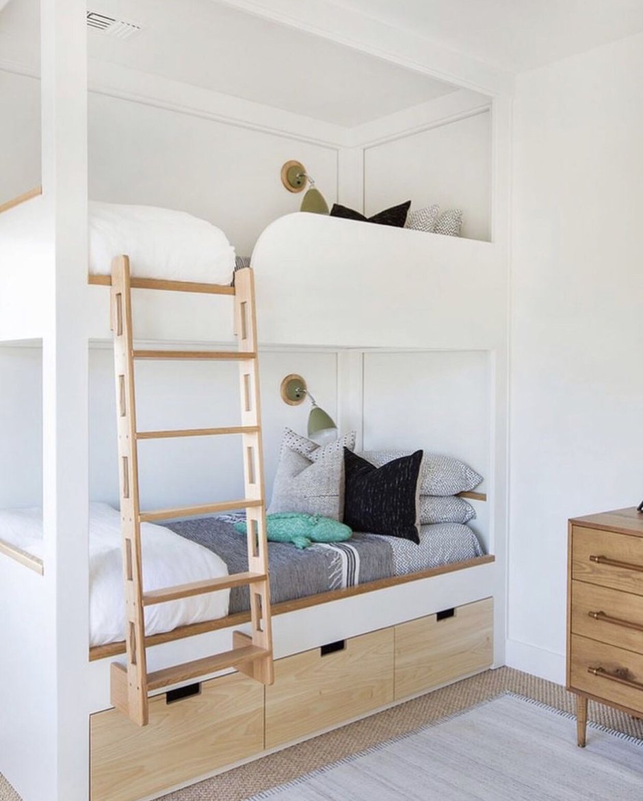 Двухэтажная комната