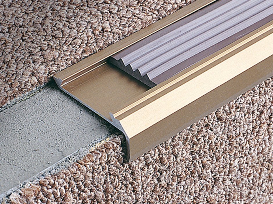 Грейс профиль алюминий для ступеней с накладкой 25х10