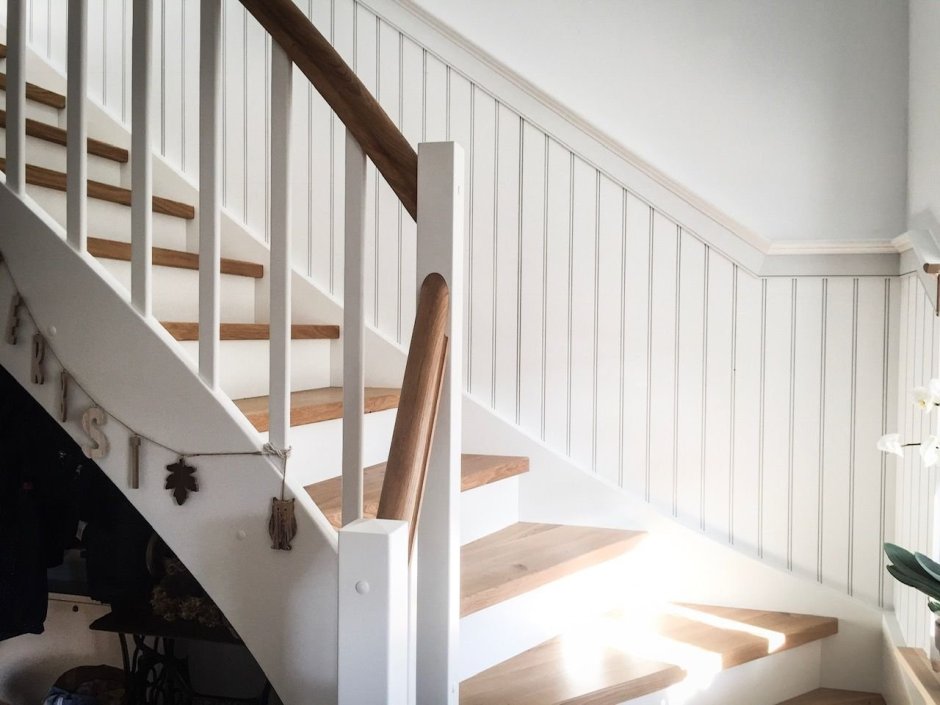 Лестница без плинтуса