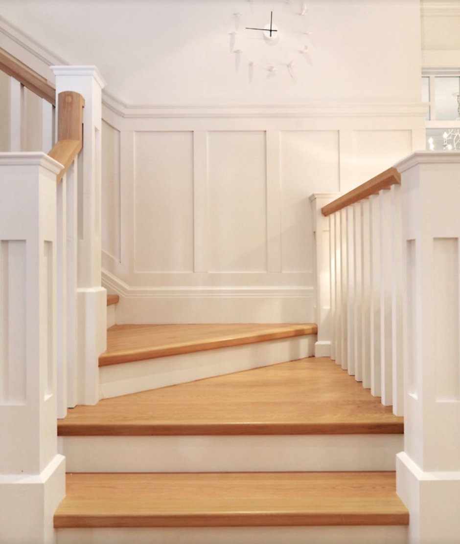 Стеновые панели в лестничном пролете