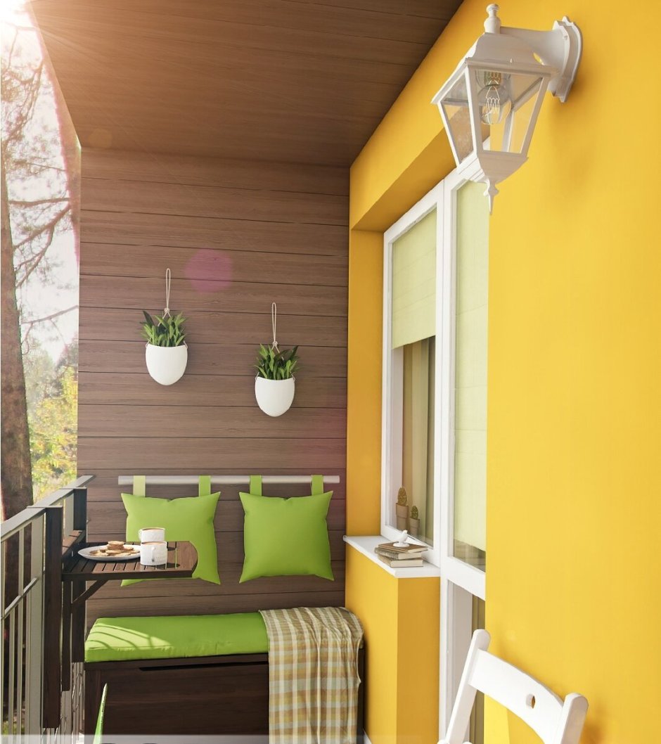 Балкон в светлых тонах