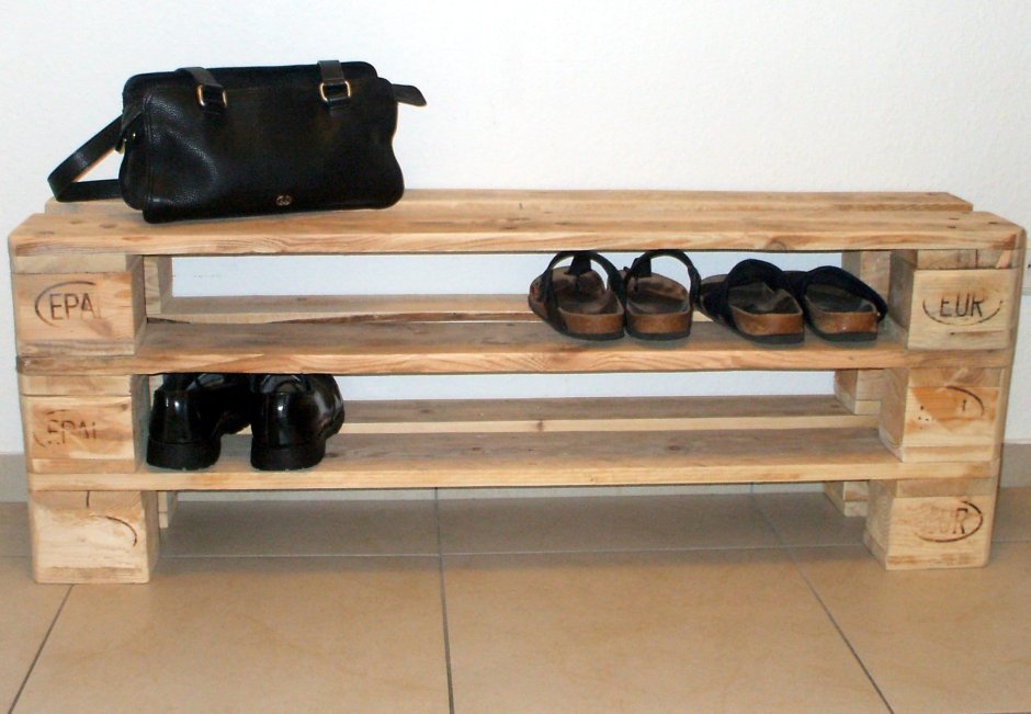 Полка для обуви из паллет