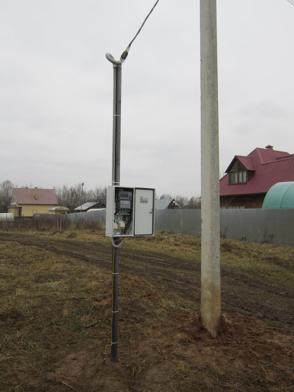 Щит ВРУ на трубостойке